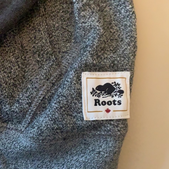 Boys Roots Hooded Sweatshirt BRAND NEW🇨🇦 - Picture 5 of 6